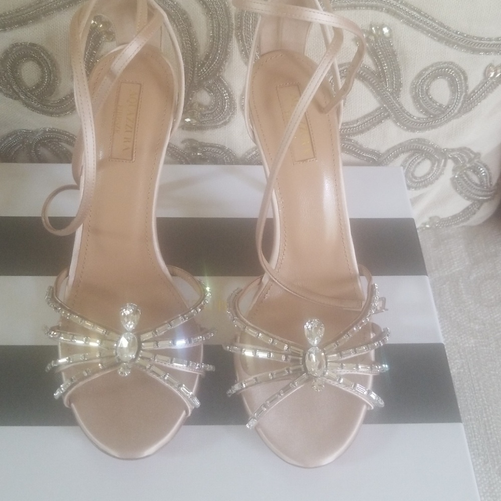 Shoes - Picture 3 of 7
